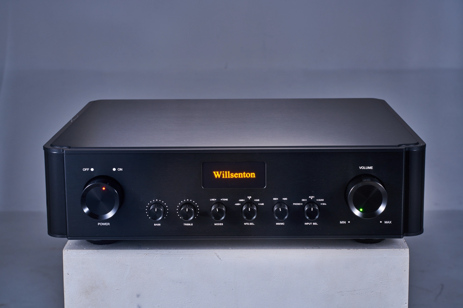 Black Willsenton R-11PRE vacuum tube preamplifier